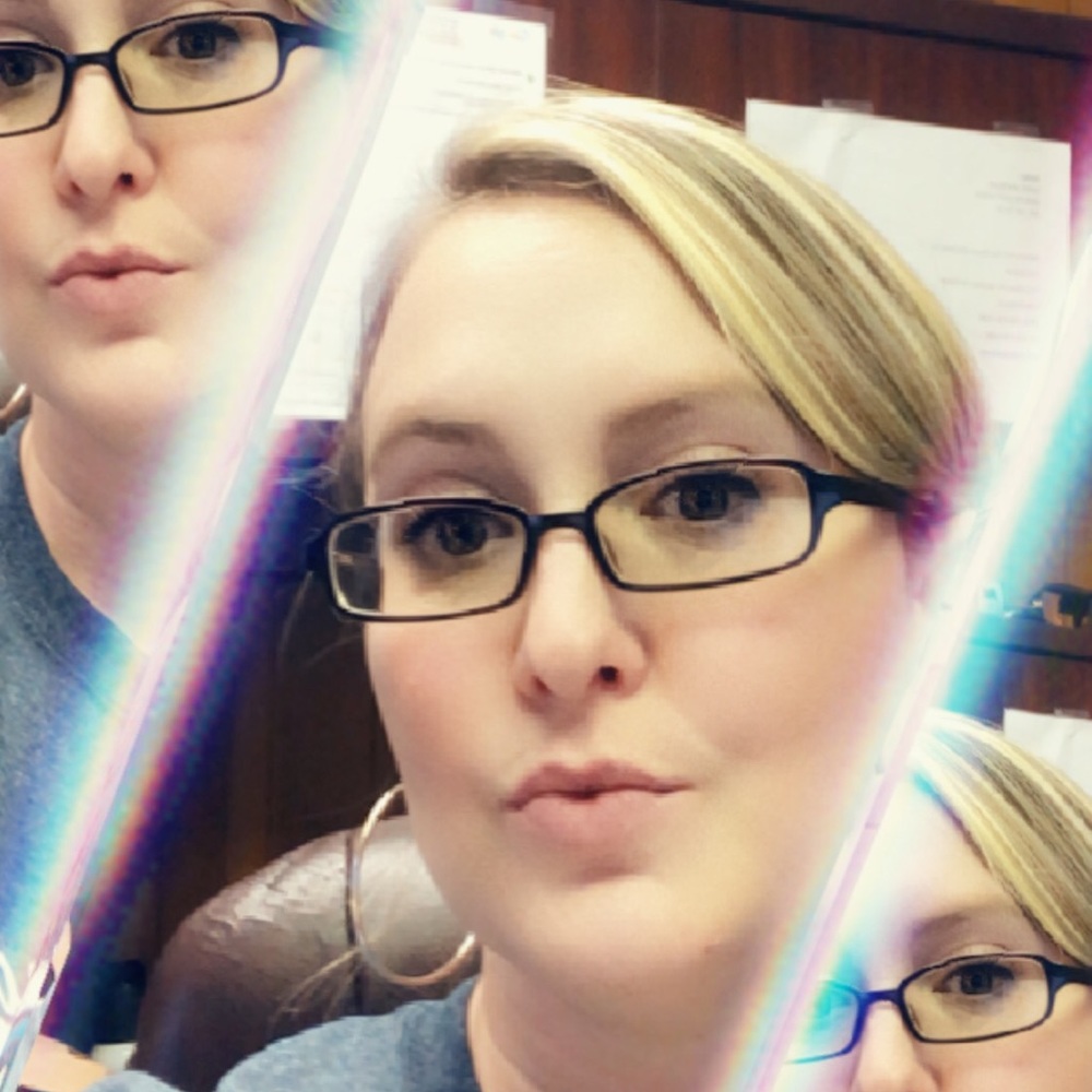 Meet your Posher, Jennifer